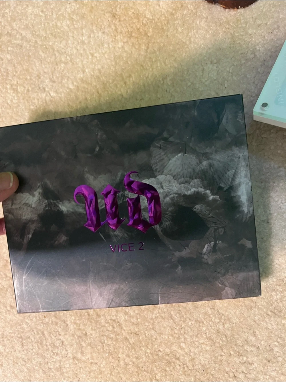 Urban Decay Vice Iridescent Black & Holographic Eyeshadow Palette with Pouch